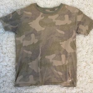 camo hollister tee shirt